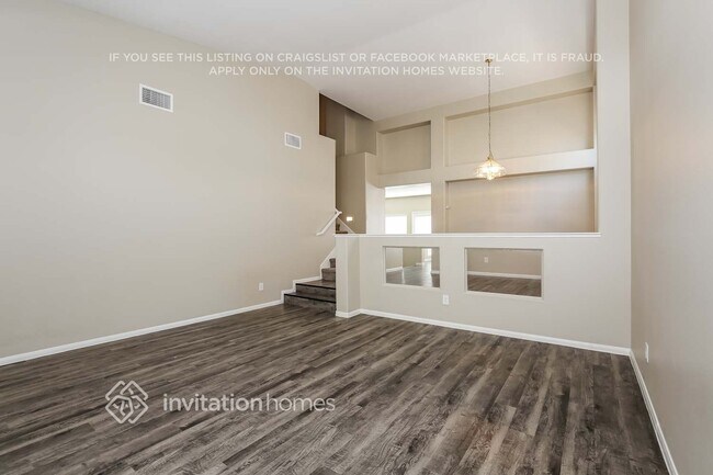 Building Photo - 6567 Tulip Garden Dr