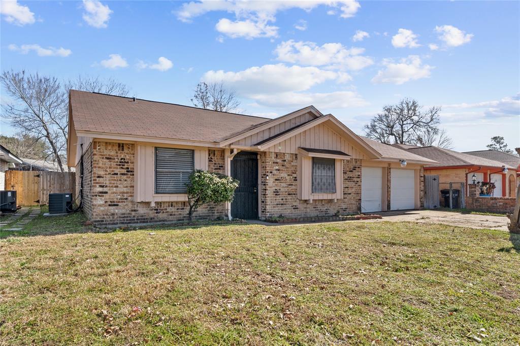 Primary Photo - 9746 Seeker St