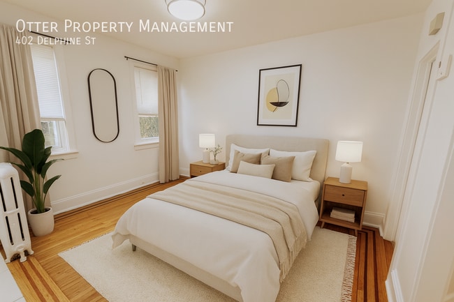 Photo - 402 Delphine St House