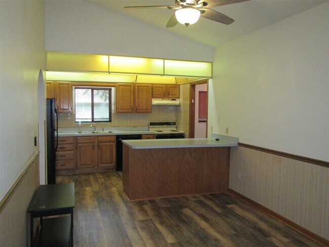 Foto del edificio - 541 Fox Hollow Ln