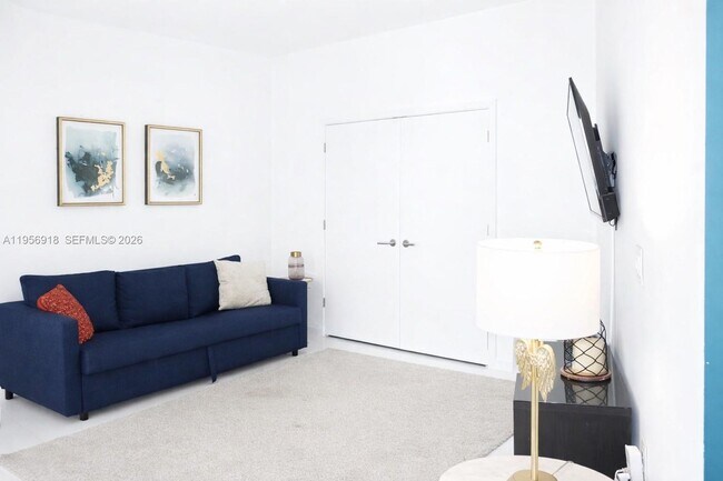 Foto del edificio - 851 NE 1st Ave