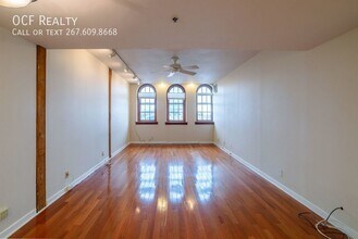 Building Photo - 301 Race St