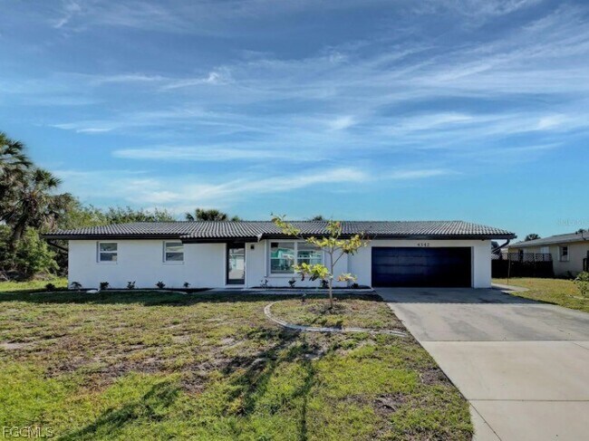 Foto del edificio - 4342 Ewing Cir