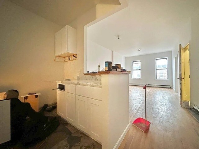 Foto del edificio - 810 Rogers Ave