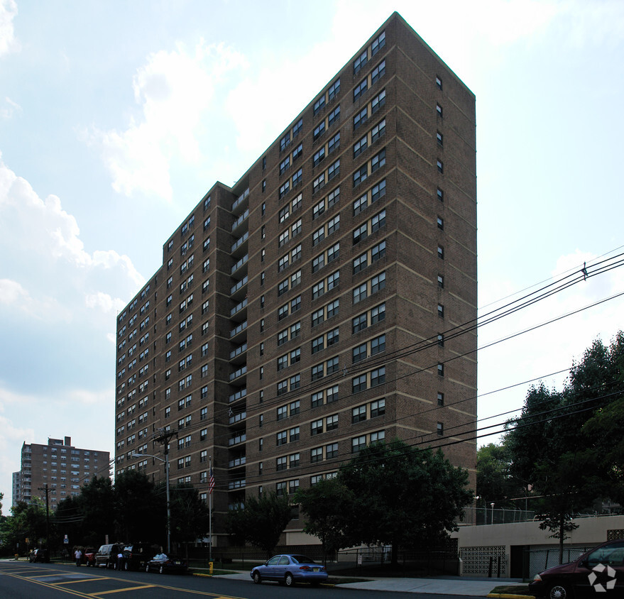 Building Photo - Wesley Towers