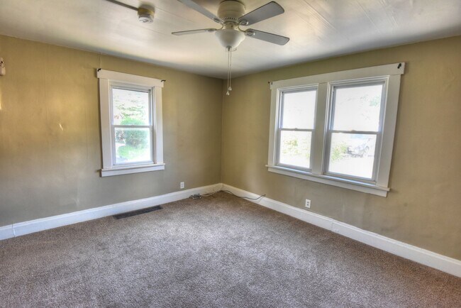 Foto del edificio - 2 Bed 1.5 Bath Single Family Home for Rent