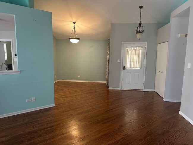 Foto del edificio - 1211 Bluejay Ln