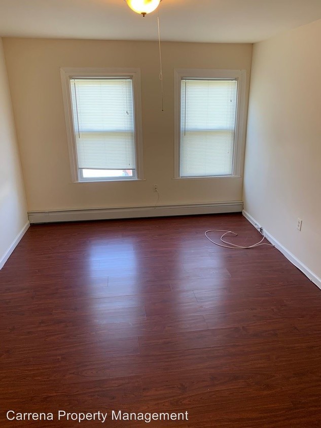 Foto principal - 669-673 Ogden St