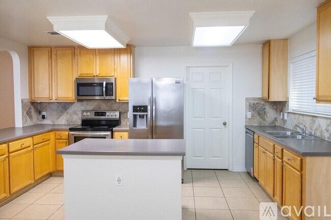 Building Photo - 1613 Apollo Cir