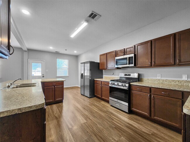 Foto del edificio - 10311 Urban Oak Trl