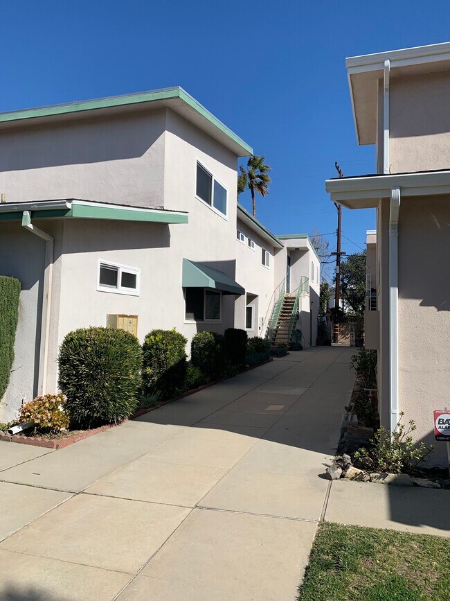 2867 W 235th St Unit 4, Torrance, CA 90505 2867 W 235th St Torrance