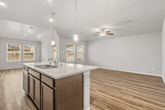 Building Photo - 7222 Melrose Ln