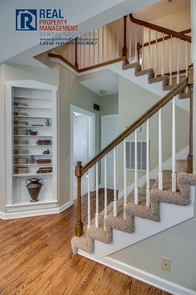 Building Photo - Adorable 3 bd home in the Heart of Green H...