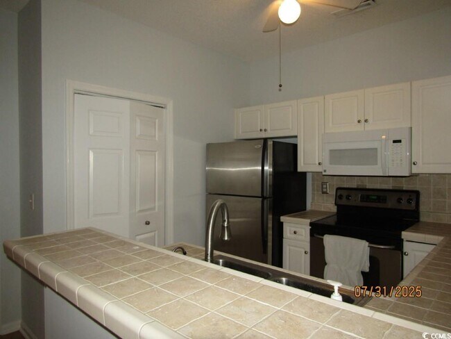 Foto del edificio - 4520 Lighthouse Dr