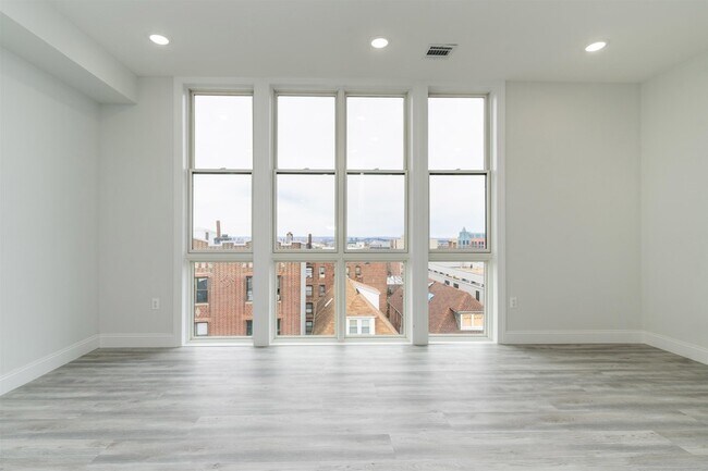Foto del edificio - 144 Bergen Ave
