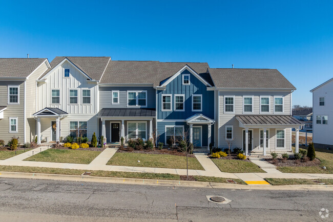 Building Photo - Burkitt Ridge