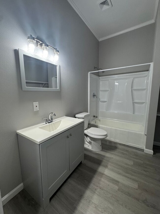 Building Photo - One bedroom in Monroe!