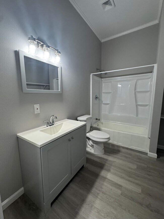 Foto del edificio - One bedroom in Monroe!