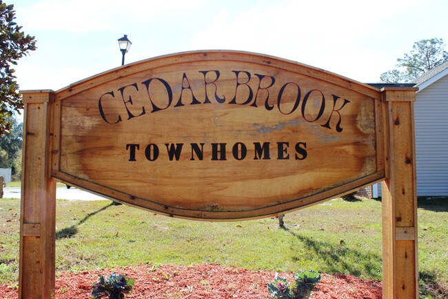 Foto del edificio - Cedarbrook Court
