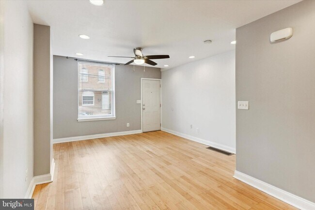 Foto del edificio - 1229 S 24th St