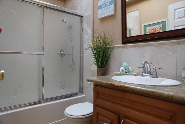 Foto del edificio - Charming 3-Bed, 2-Bath Home in Santa Clara