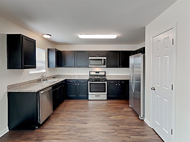 Foto del edificio - 18011 Shallow Leaf Ln