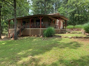 Building Photo - 31041 Dove Ln