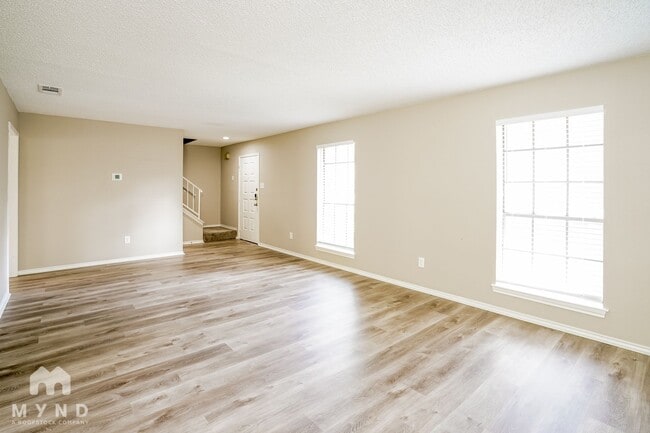 Building Photo - 25515 Mill Pond Ln