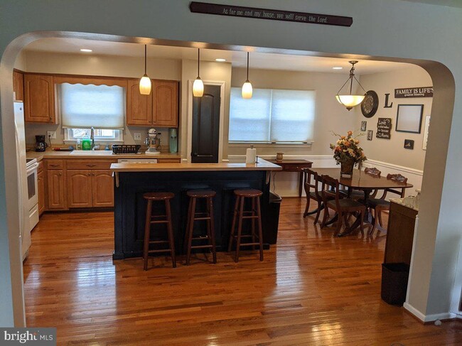 Building Photo - 4373 Farm House Ln