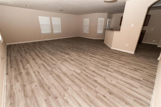 Foto del edificio - 3835 Cary Creek Dr