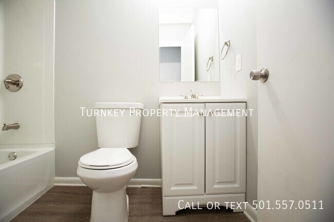 Foto del edificio - Move-In Special: 1/2 off of First Month's ...