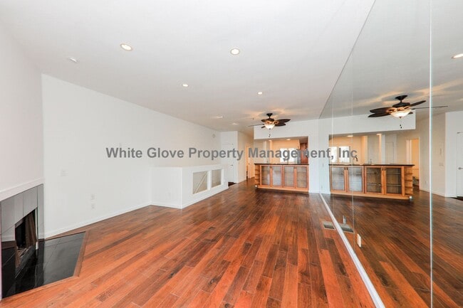 Foto del edificio - Ocean View Condo Just Steps from Main Street & the Beach – 3 Balconies, Gated Community, Pool & P...