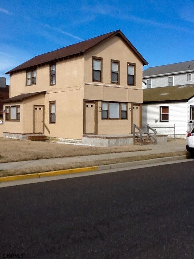 Foto del edificio - 9317 Monmouth Ave