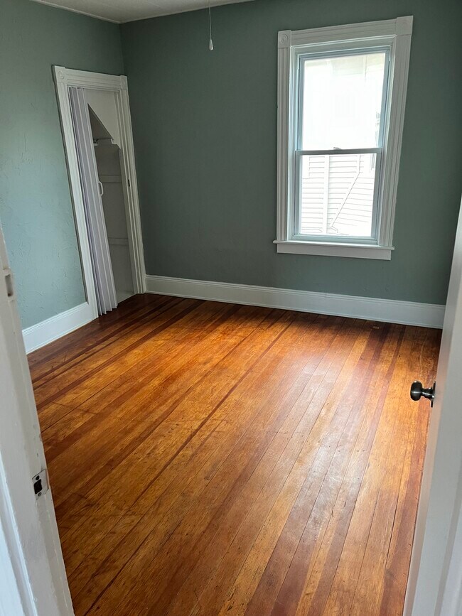 300 Sawyer St Unit 3, New Bedford, MA 02746 Apartments in New Bedford