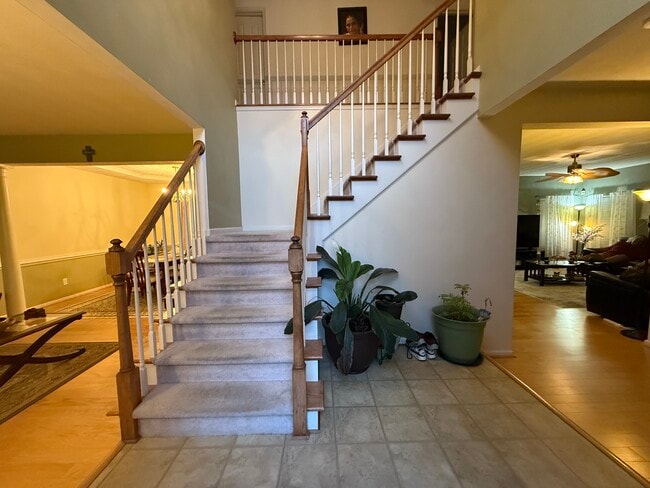 Foyer - 1308 Crosswood Ln