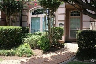 Building Photo - 13527 Brookbluff Ln