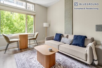 Building Photo - 185 Channel St