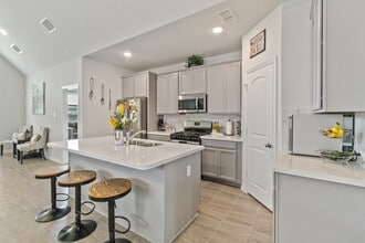 Building Photo - 8735 Morris Wds Dr