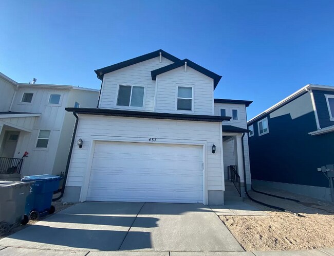 Building Photo - 437 E 340 N