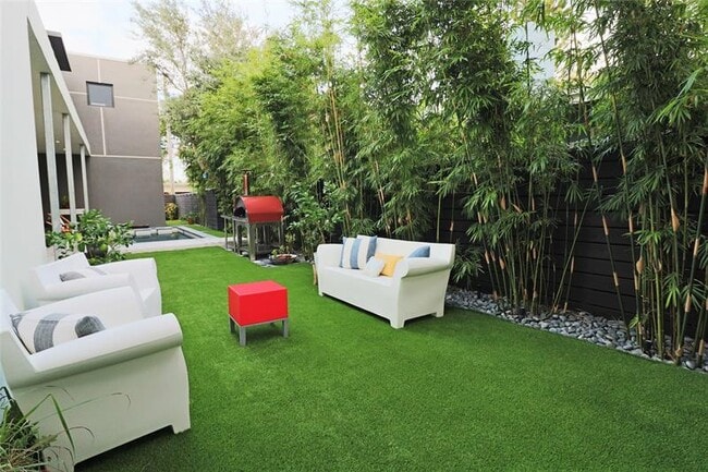 Foto del edificio - 617 SW 10th St
