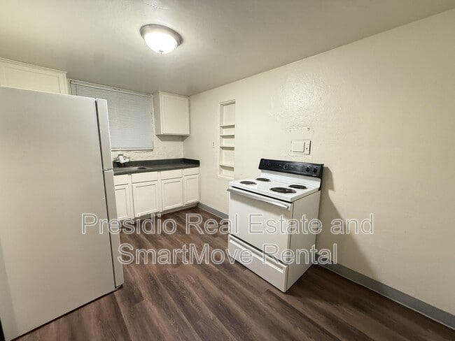 Building Photo - 1540 S State St