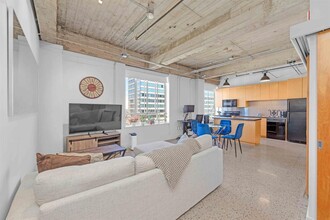 Building Photo - 710 Colorado St