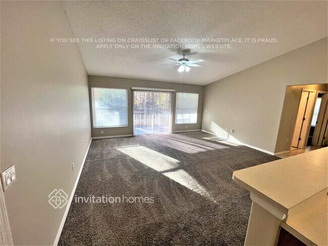 Foto del edificio - 2759 Kingsdale Dr