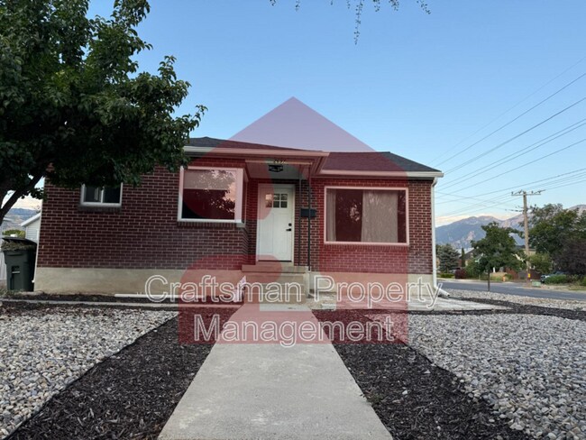 Foto del edificio - 2697 Glenmare St