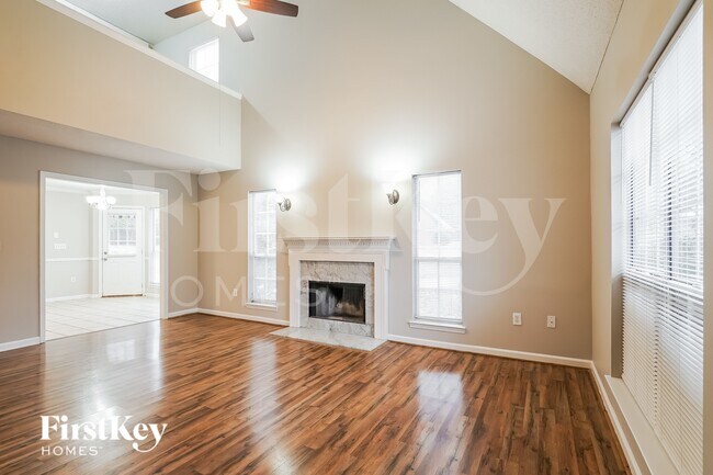 Foto del edificio - 152 Laurel Woods Dr