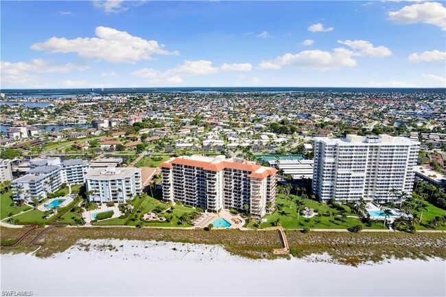 Foto del edificio - 180 Seaview Ct