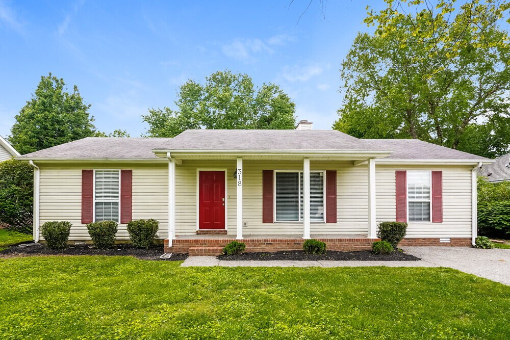 Foto principal - 318 Huntington Dr