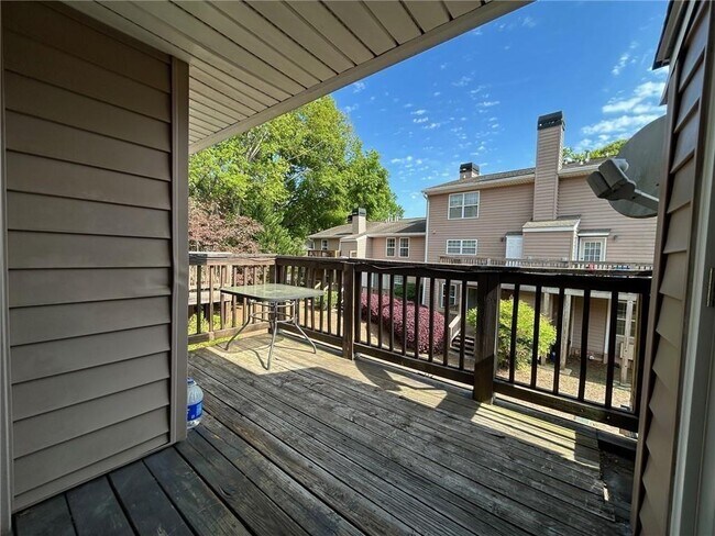 Building Photo - 336 Quail Run