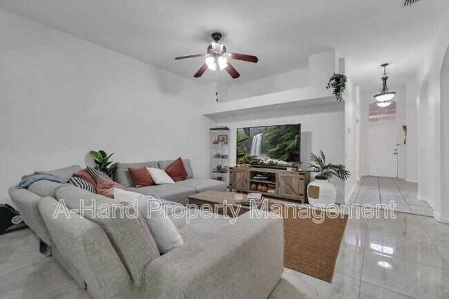 Foto del edificio - 3134 River Branch Cir