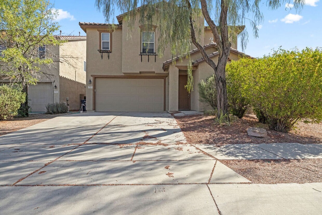 Foto principal - Home Sweet Home! Located in a highly sough...